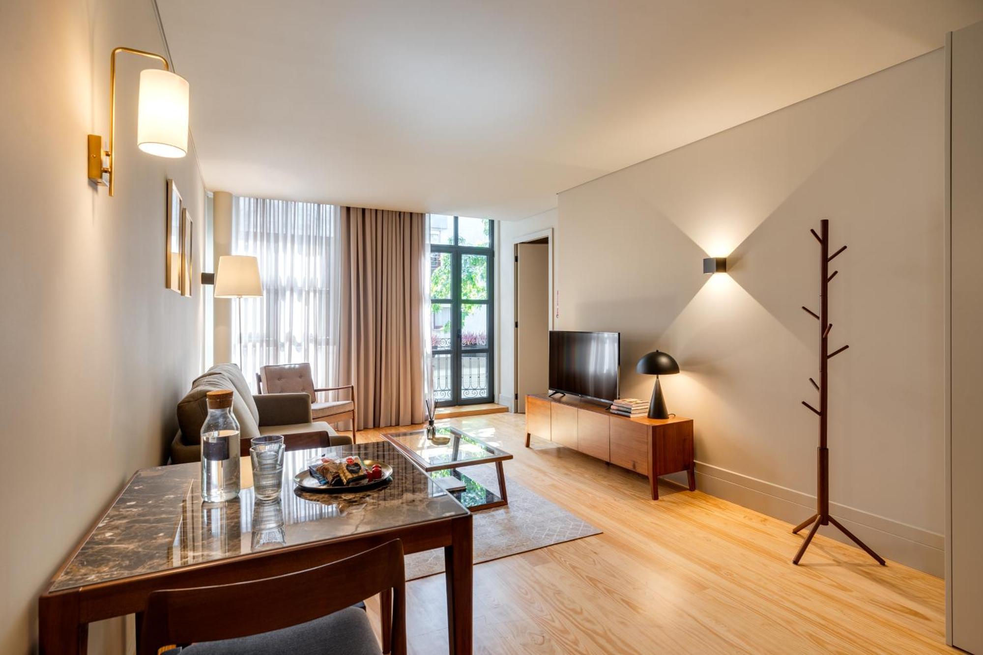 Avus M Suites And Apartments By Da'Home OOporto Esterno foto