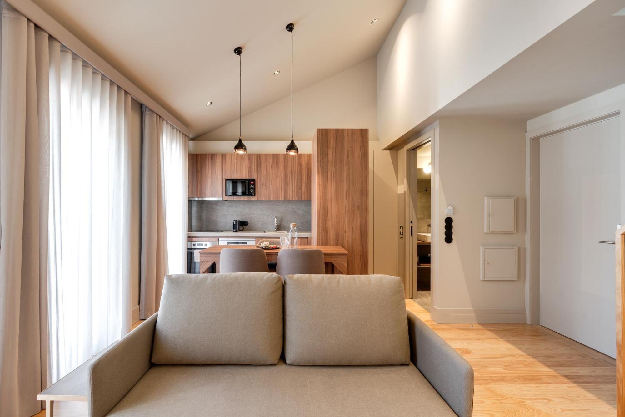Avus M Suites And Apartments By Da'Home OOporto Esterno foto