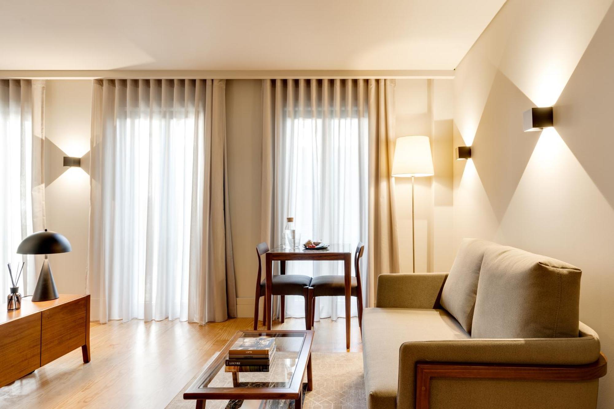 Avus M Suites And Apartments By Da'Home OOporto Esterno foto