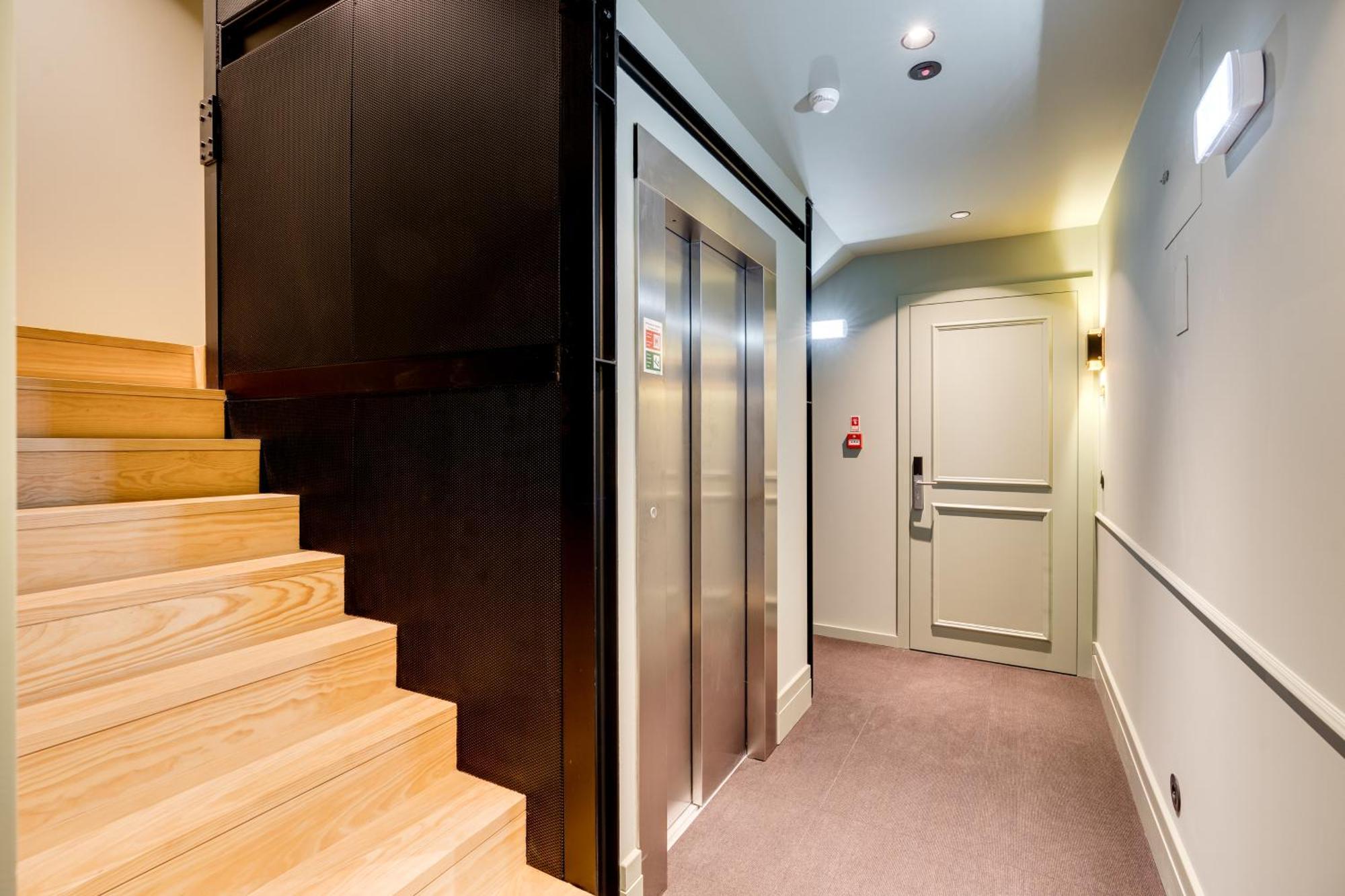 Avus M Suites And Apartments By Da'Home OOporto Esterno foto