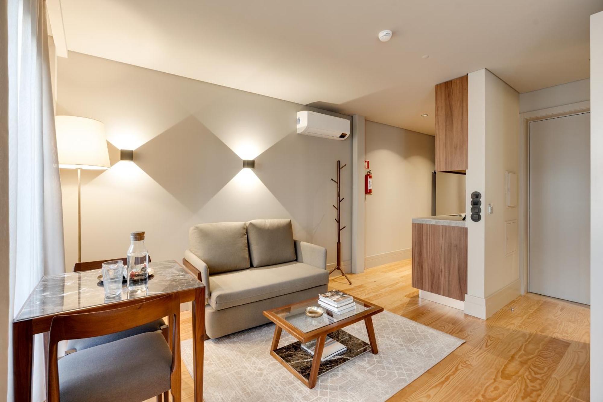 Avus M Suites And Apartments By Da'Home OOporto Esterno foto